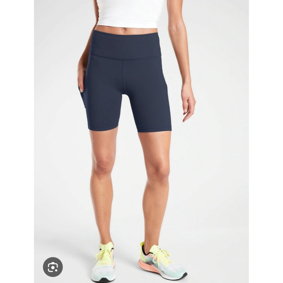 Women's Athleta Ultimate Stash Pocket 7" Athletic Shorts S Navy - Picture 5 of 10